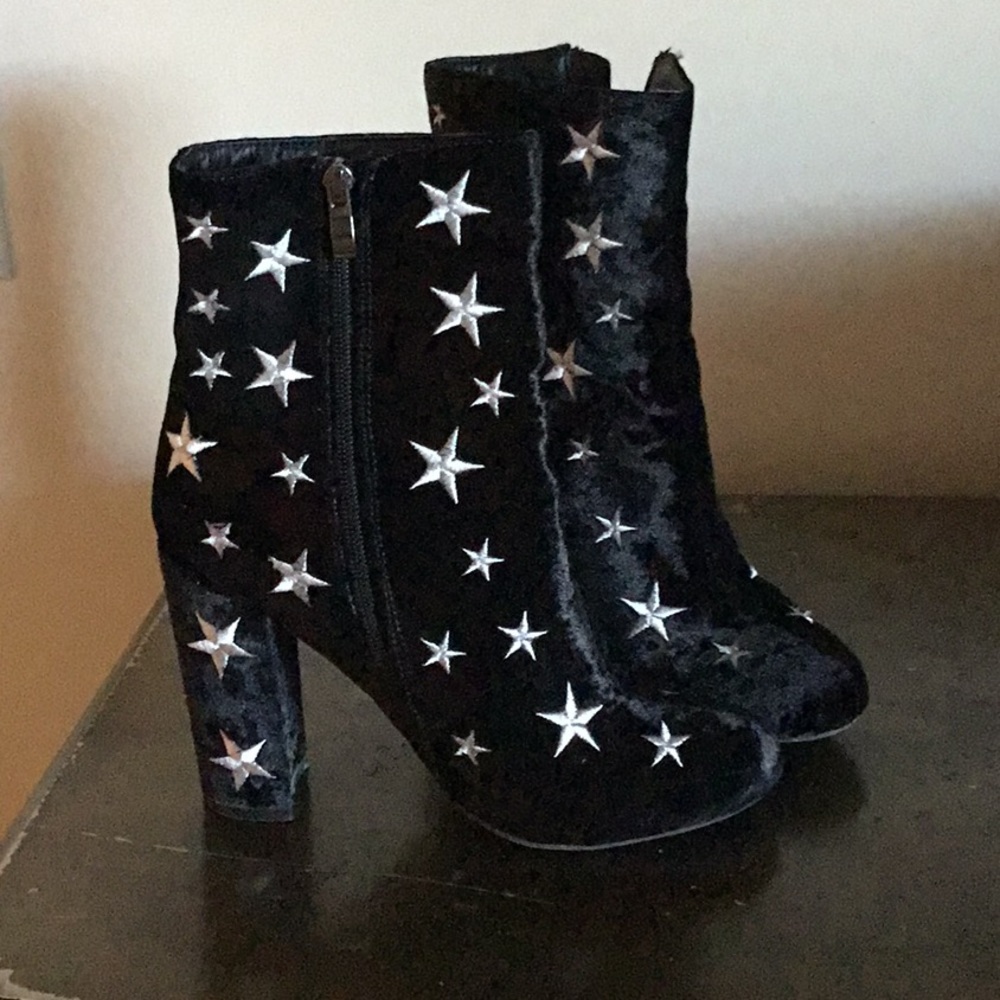 Black booties - Picture 2 of 2